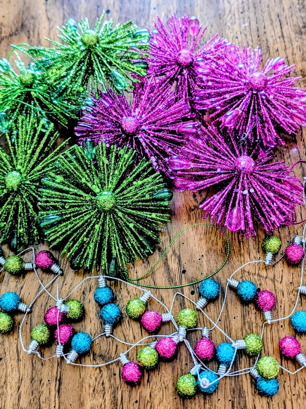 Glitter Burst Ornaments with Mini Lights Garland - Pink & Green